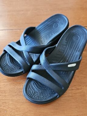 CROCS Black Crisscross Slide Sandals